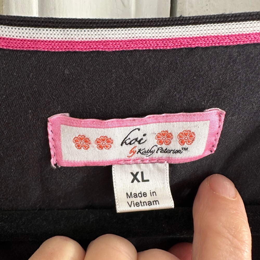 Koi top medical scrubs uniform nurse gray pink